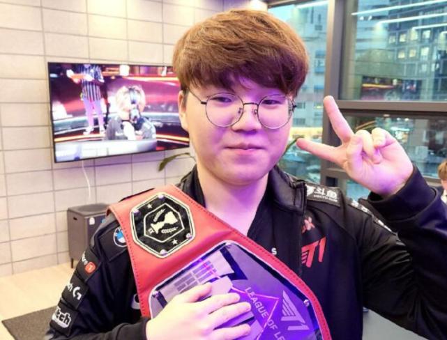 进攻选择更 进攻选择更